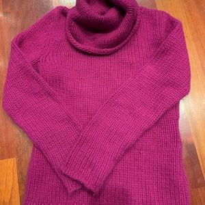 Women’s sweater